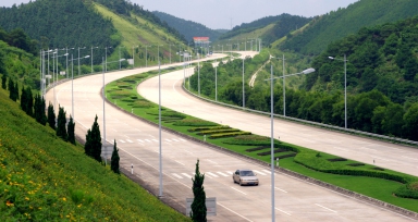 南寧市至吳圩機場高速公路